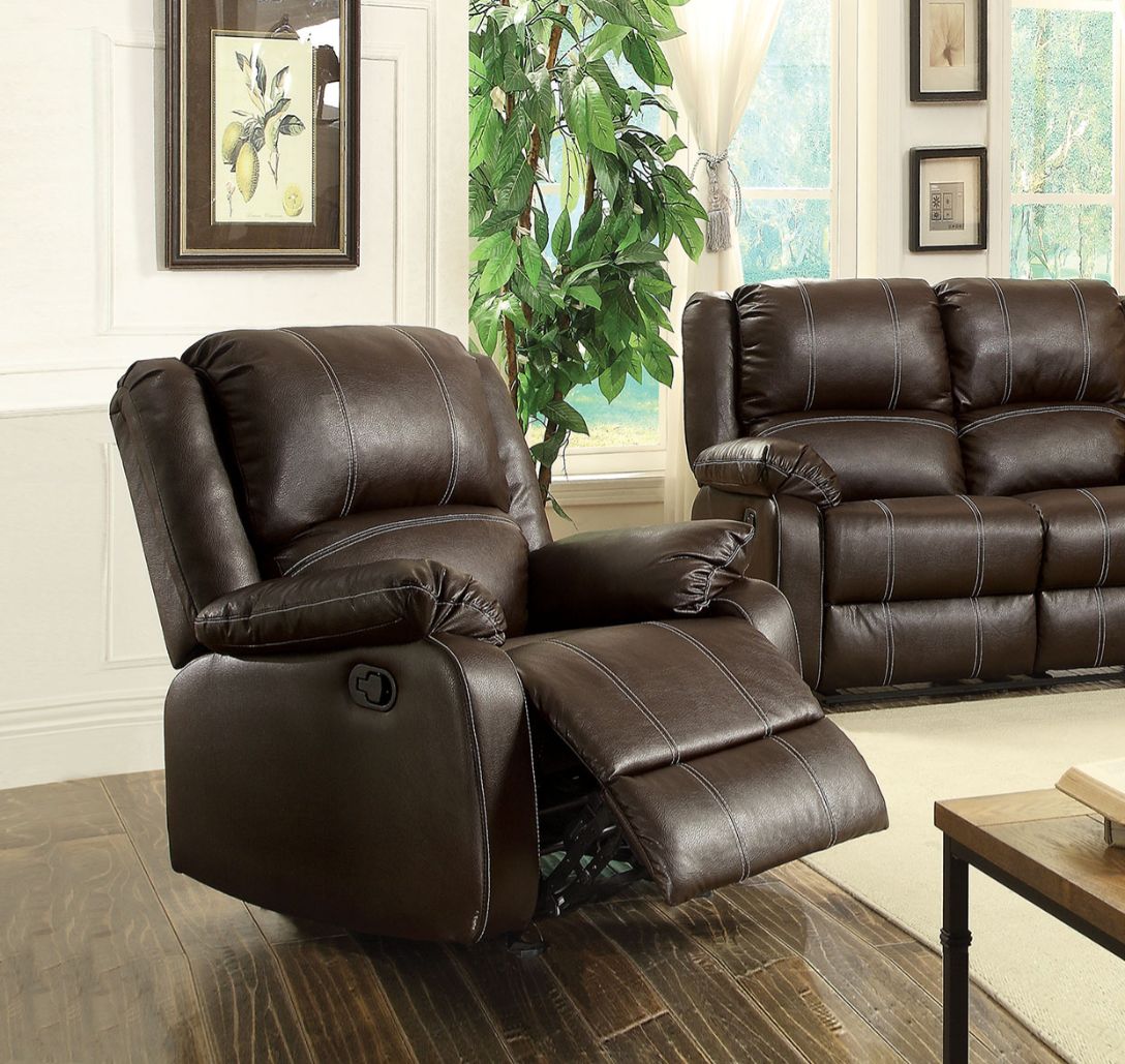 Zuriel Rocker Recliner_0